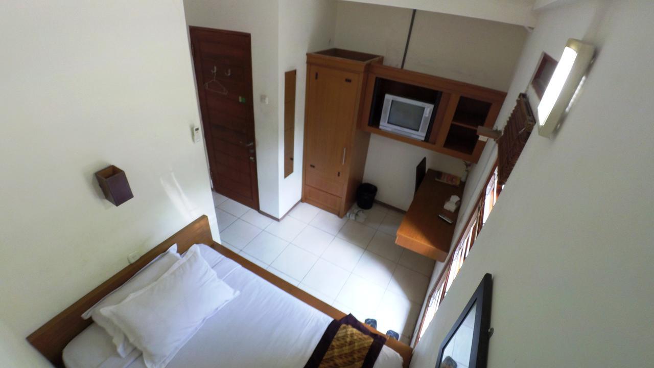 Rumah Tawa Hotel Syariah Bandung Exterior foto