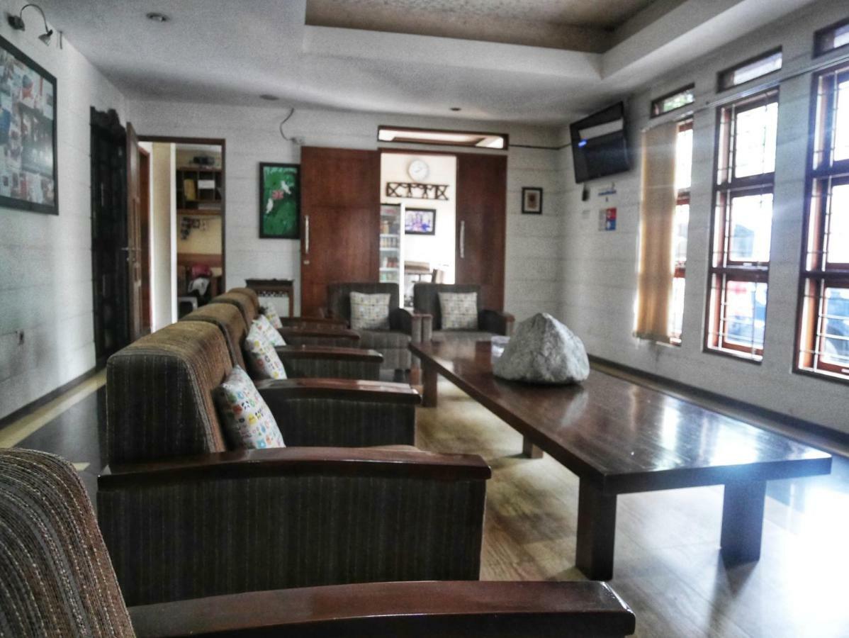 Rumah Tawa Hotel Syariah Bandung Exterior foto