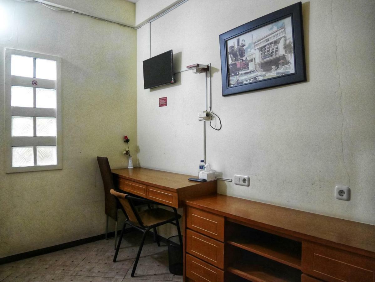 Rumah Tawa Hotel Syariah Bandung Exterior foto